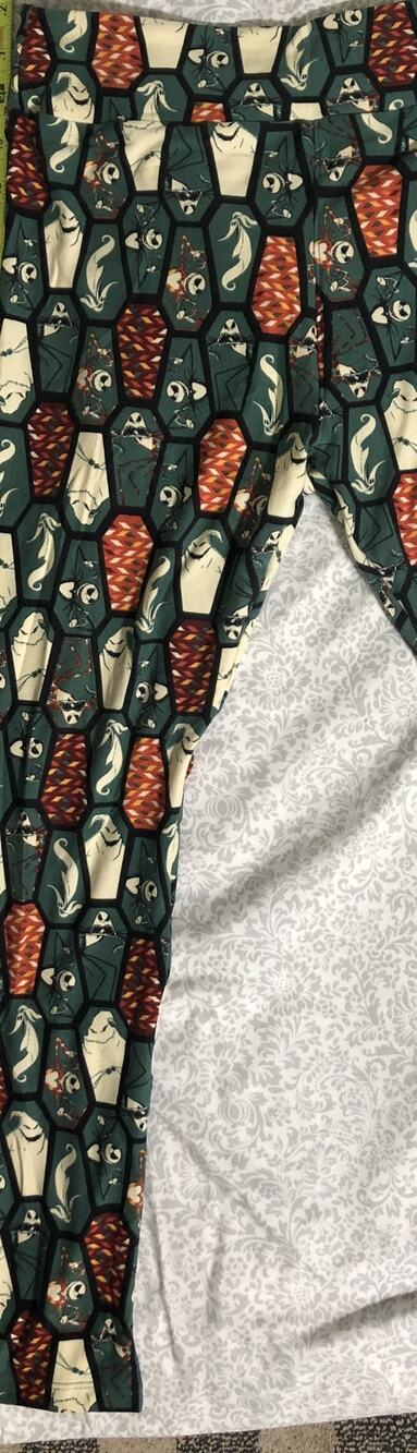 LuLaRoe Disney Nightmare Before Christmas Leggings Tall Curvy TC Jack Coffin